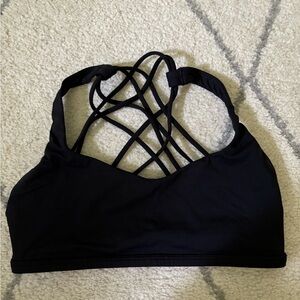 lululemon free to be bra size 6